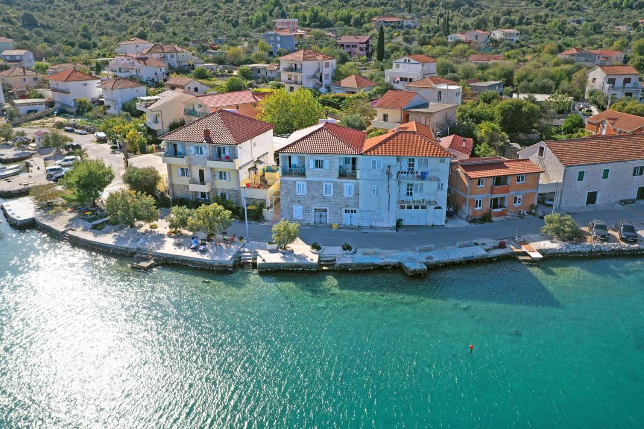 Apartments Babin Vinisce Exterior photo